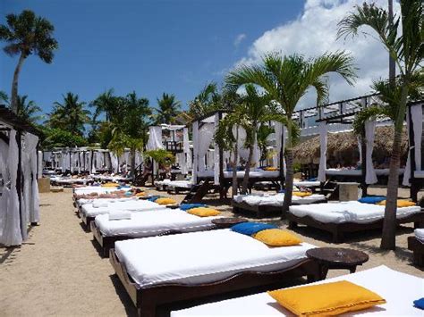 vip beach picture of the crown villas at lifestyle holidays vacation resort puerto plata