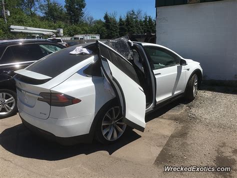 Tesla Model X Falcon Doors In An Impromptu Crash Test They Didnt Pass