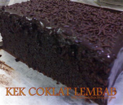 Savesave resepi kek coklat basah for later. Yuslindhia Zamani: Kek Coklat Lembab Roha