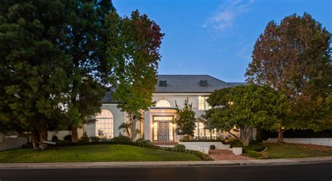 4 Cheshire Ct, Newport Beach CA 92660 - The Altman Brothers