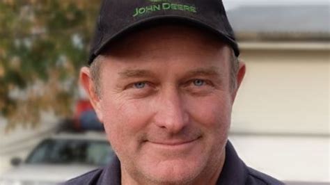Tribute To Goomeri Truck Driver David Duck William Pearce The Cairns Post