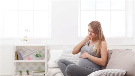 9 Things You Can Learn From Your Pregnancy Farts — No Seriously