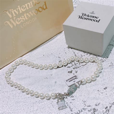 Vivienne Westwood Saturn Pearl Necklace Women S Fashion Jewelry Organisers Necklaces On