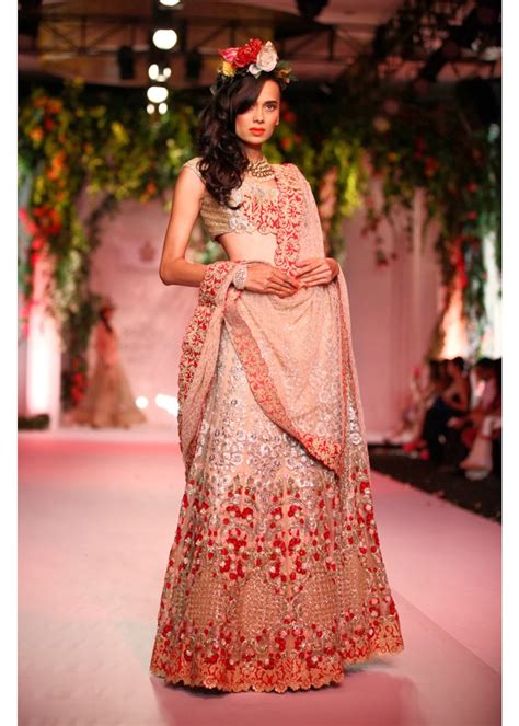New Fashion Styles Latest Indian Bridal Fashion Week 2013 14