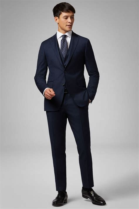 Navy Blue Stretch Wool Nizza Suit | Boggi | Abiti uomo, Abiti, Outfit