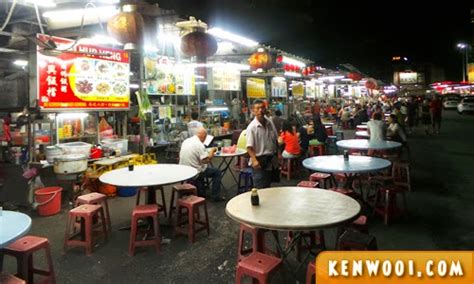 Tong sui kai (dessert street) is one of the most happening eating places in ipoh after the sun sets. What To Eat in Ipoh? - kenwooi.com