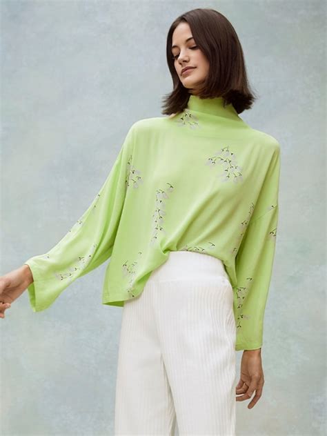 Hana tajima spring/summer 2020 collection for women. Hana Tajima Spring/Summer 2020 Collection For Women ...