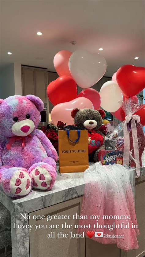 Inside Khloe Kardashians Over The Top Valentines Day Party At 17m