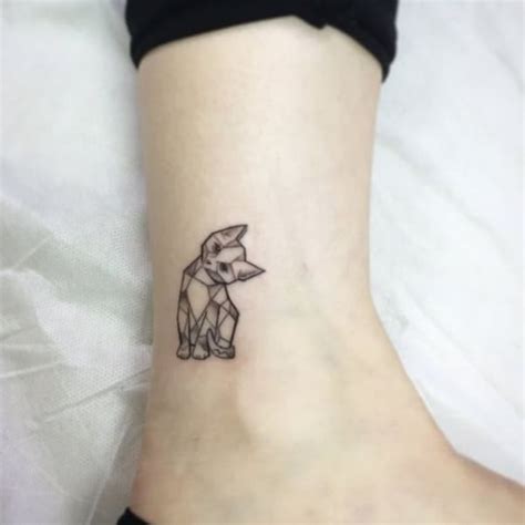 50 Meaningful Geometric Animals Tattoos We Handpicked For You