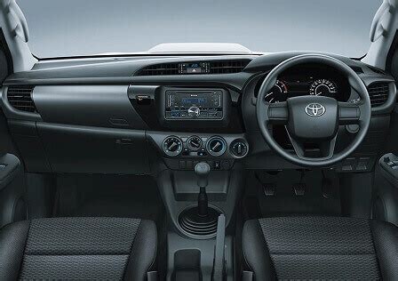 Sisi interior, nampaknya cukup menarik untuk diperhatikan. Harga Dan Spesifikasi Toyota New Hilux Solo | Toyota ...