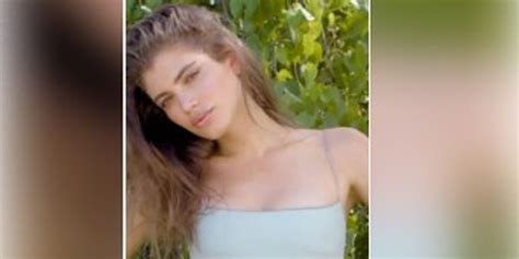 valentina sampaio becomes first transgender model in sports illustrated swimsuit issue