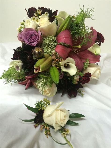 Pin By Sue Hines Floral On My Floral Designs Flower Arrangements