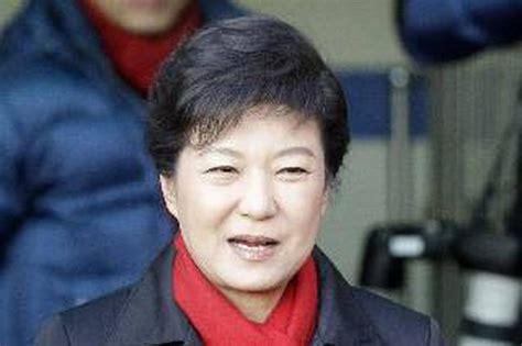 park geun hye to become south korea s first female president the globe and mail