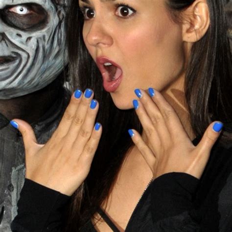 victoria justice s nail polish and nail art steal her style page 2