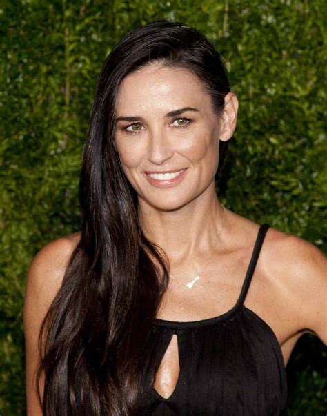 demi moore s bitter ashton kutcher breakup played havoc with her self confidence