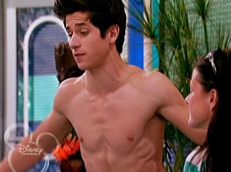 제일 먼저 가사를 추가하고 포인트를 적립하세요. David Henrie Shirtless Photos ~ DISNEY STAR UNIVERSE
