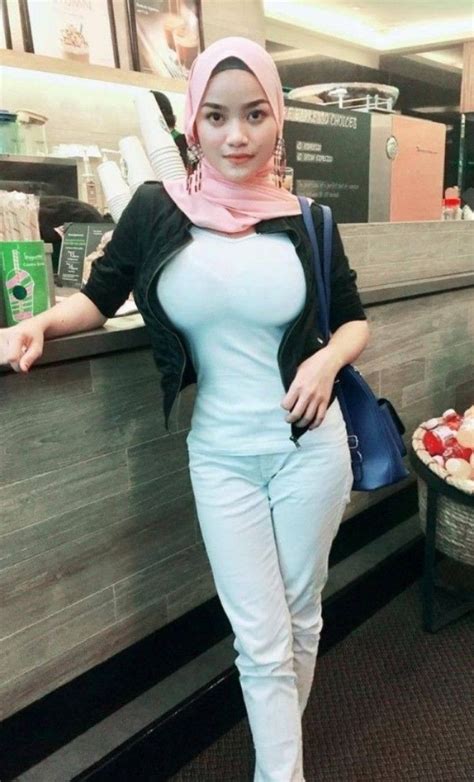 Pin By Ex Merz On Hijab Fashion Gadis Cantik Asia Wanita Berlekuk Gaun Gadis Kecil