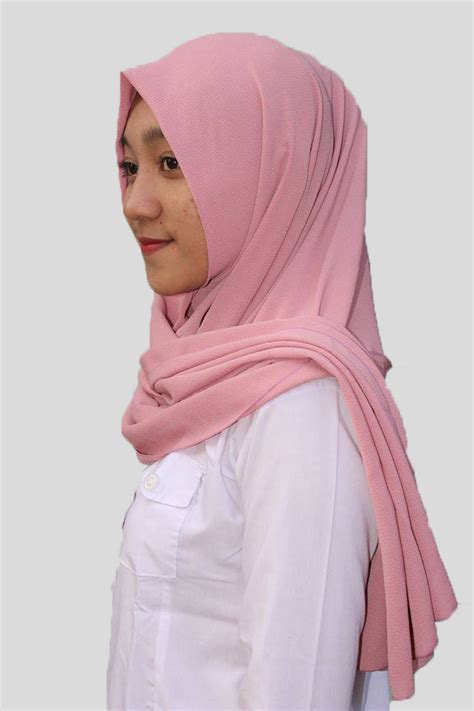 We have 29 images about jilbab saudia warna coklat including images, pictures, photos, wallpapers, and more. Jilbab warna, Jilbab warna gold: 2017