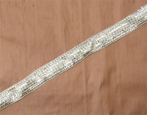 Indian Trim Silver And White Trim 1025 Yards 125 Inch Wide