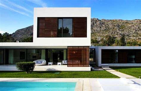 Nah di video kali ini kita akan. 5 characteristics of modern minimalist house designs