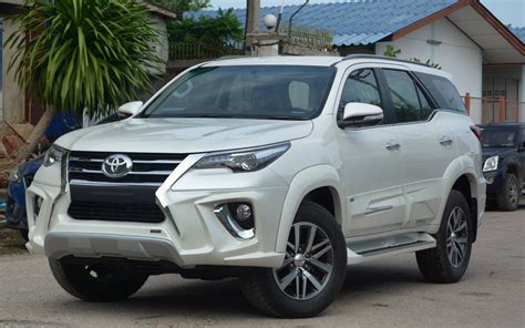 Research new toyota suv msrp, used value, and new prices before your purchase. Comparison - Toyota Fortuner 4x4 GX 2016 - vs - ISUZU MU-X ...