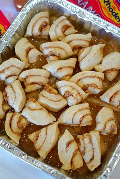 Recipe Apple Pie Filling Cinnamon Rolls Worldrecipes