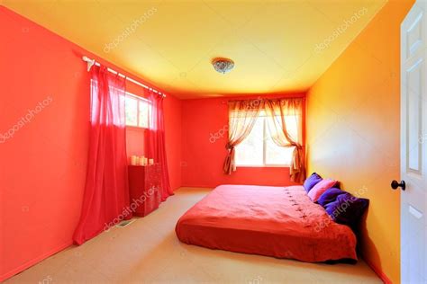 Bright Vivid Colors Bedroom Interior Stock Photo By ©iriana88w 52126057
