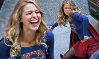 Melissa Benoist Throwing Punches While Filming Supergirl Daily Mail