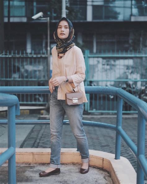 10 Ootd Hijab Kekinian Untuk Kuliah Super Kasual And Kece