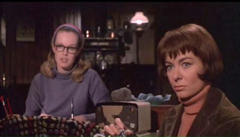 0 Sandy Dennis Wearing Glasses And Anne Heywood In The Fox 1967