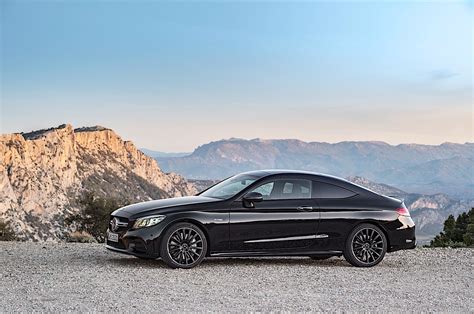 Customize your 2021 amg c 43 sedan. Refreshed 2019 Mercedes-AMG C43 Coupe and Cabrio Bring ...