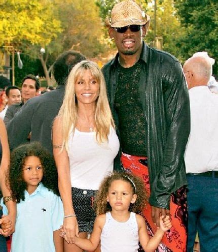 Rodman played for the detroit pistons, san antonio spurs, chicago bulls, los angeles lakers. Dennis rodman michelle moyer | michelle moyer and dennis ...