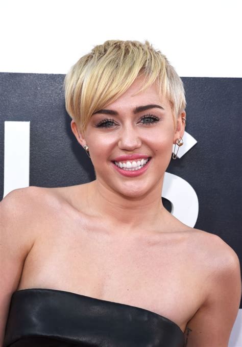 Miley Cyrus MTV Video Music Awards In Inglewood CelebMafia