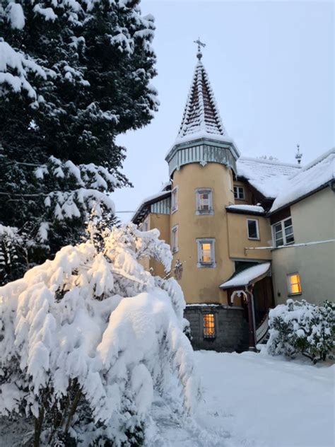 You must be logged in to post a comment. Winterfreuden 2021 - Vianney Hospital