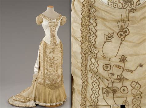 The Age Of Innocence 1993 Movie Set Ca 1870 Costumedesign By Gabriella Pescucci From
