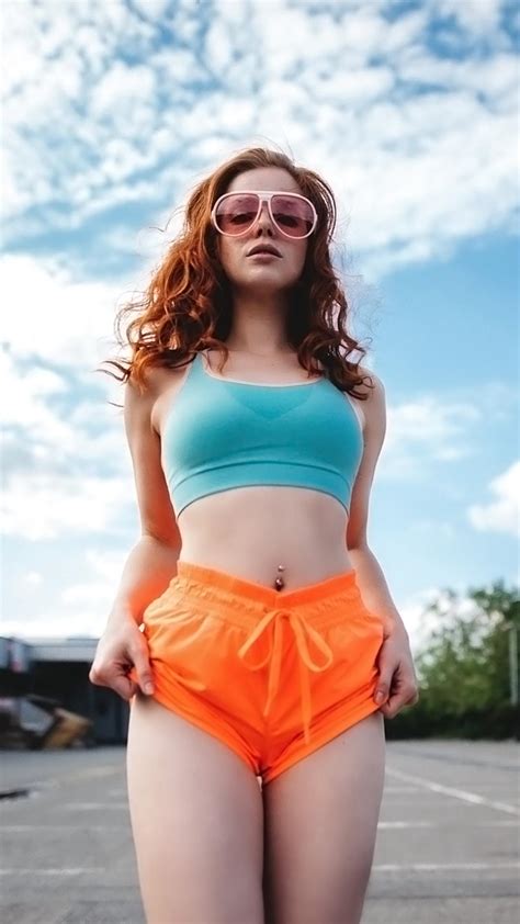 You can see a sample here. Android 用の Sexy girls wallpapers HD APK をダウンロード