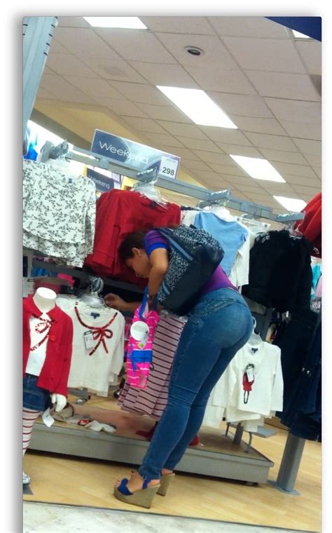 «jerez», «la rioja», «ribeiro» son marcas. Mujeres maduras caderonas en jeans | Mujeres bellas en la ...