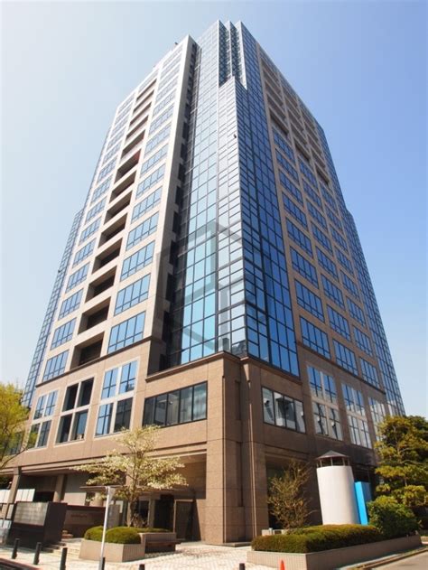 Jul 18, 2020 · 三浦春馬さんが18日東京・港区内の自宅自宅マンションで首を吊って亡くなっているのを発見された。自殺とみられる。三浦春馬さんはある団体とトラブルを抱えていたとの事。今回は死亡理由のトラブルが有った団体はどこだったのかみていきます。 三浦春馬自宅マンション【画像】JR田町駅のピアシティ芝浦って ...