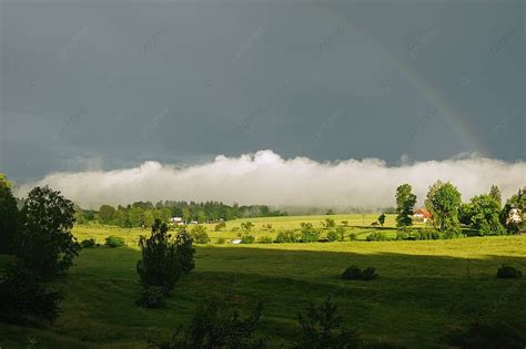 暴風雨後的風景 夏季旅行 天空 照片背景圖桌布圖片免費下載 Pngtree