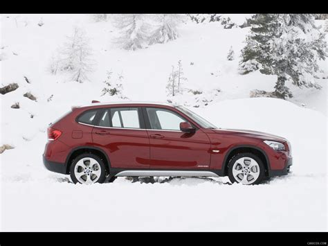 The 2019 bmw x1 crossover is the automaker's most affordable model for this year, and it's the right shape. BMW X1 xDrive28i (2011) - In Snow | Wallpaper #5