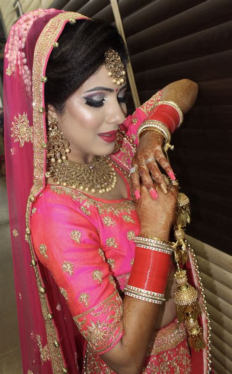 Jyoti aneja Makeup Artist Services, Review and Info - Olready