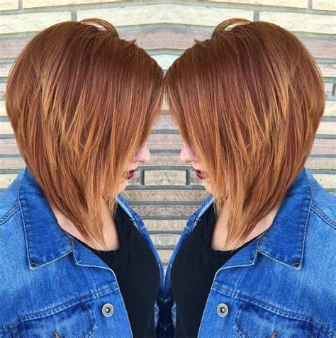 Bobs in general are above shoulder length and follow the line of the jaw, but hair cut in a classic bob is all the same length. 61 Best Inverted Bob Hairstyles for 2019 | StayGlam