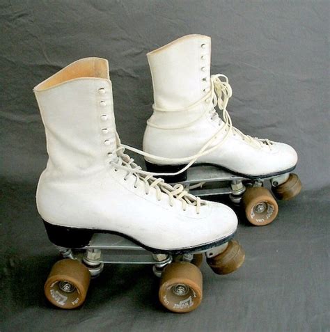 Vintage Roller Skates Leather Derby Riedell 7 Crackle