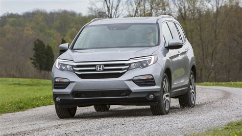 3 Bold Features Of The 2016 Honda Pilot First Drive