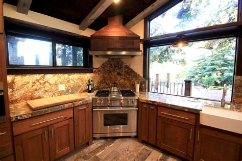Entdecke rezepte, einrichtungsideen, stilinterpretationen und andere ideen zum ausprobieren. Rustic Kitchen - Rustic - Kitchen - San Francisco - by DRB ...