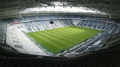 Mönchengladbach, commonly known as borussia mönchengladbach, mönchengladbach or gladbach, is a. Borussia-Park - Borussia M'Gladbach Capacity: 54.049 ...