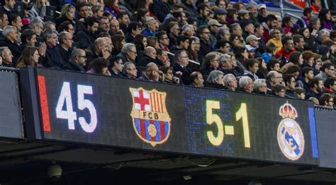 B efore saturday night's match against barcelona , real madrid have played an incredible 23 league games without being awarded a. Barcelona vs Real Madrid: Un 5-1 en el marcador del camp ...
