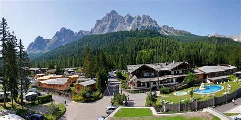 Camping In Alto Adige South Tyrol At The Caravan Park Sexten Caravan Park South Tyrol Mount