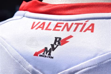 12/09/2021 levante ud vs rayo vallecano laliga santander j4. Camisetas Kelme del Rayo Vallecano 2017/2018