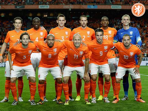 In het midden staat (met snor) nl:bok de korver. Netherlands Squad FIFA World Cup 2014 | World cup 2014 ...